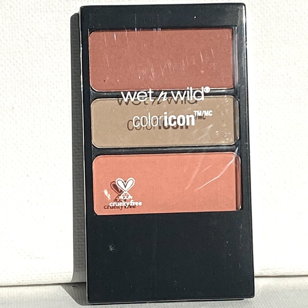 🔥5/$25🔥Wet n Wild Coloricon Eyeshadow Quad - Peach Tan